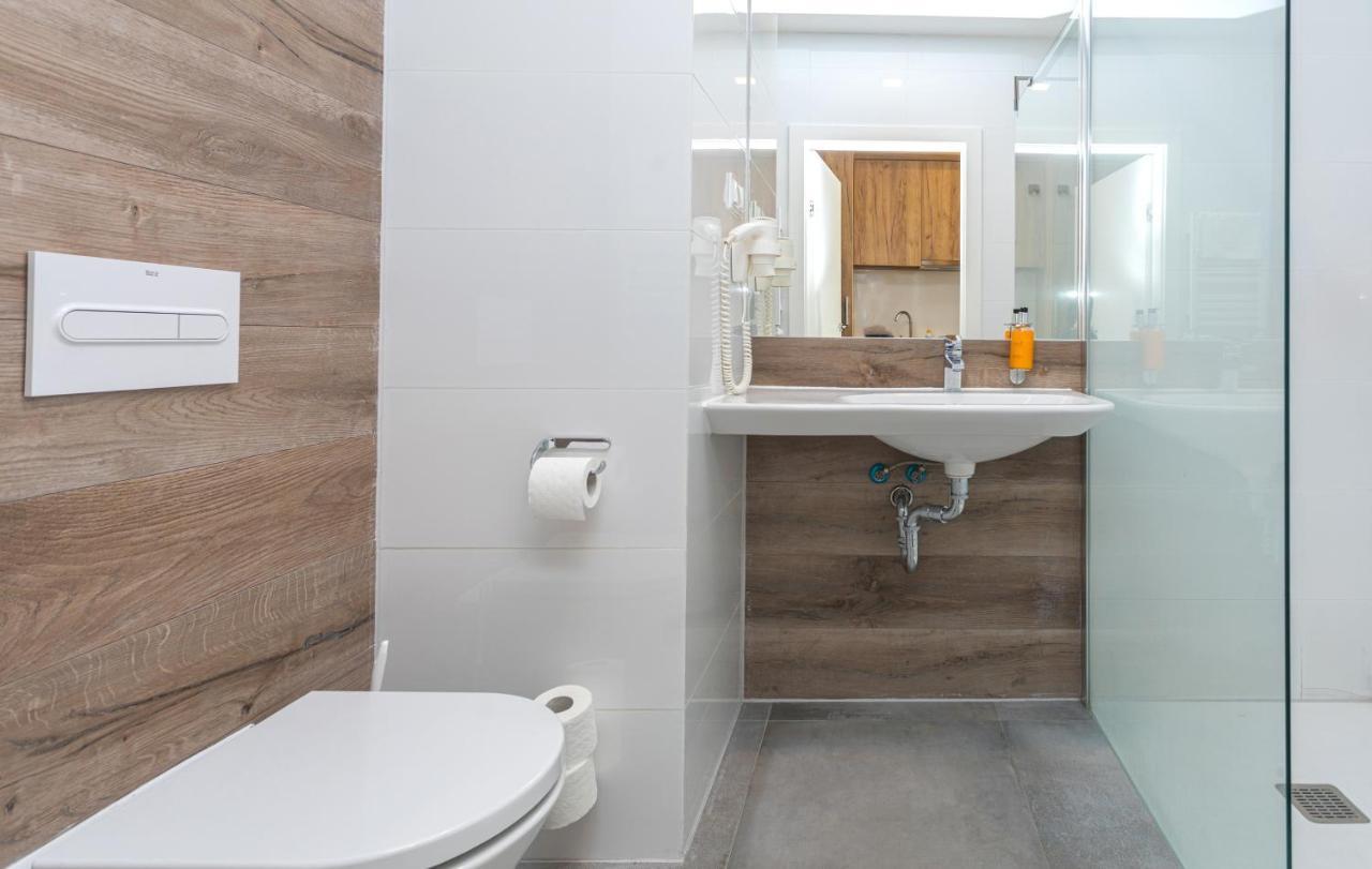 Aparthotel Apartamenty Czarna Gora 310 Sienna  Esterno foto